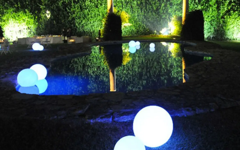 Bullard Bollards. ACQUAGLOBO 50.