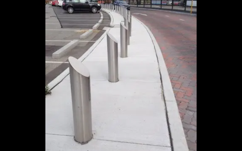 Bullard Bollards. Art 13 SLOPE TOP SECURITY BOLLARD.