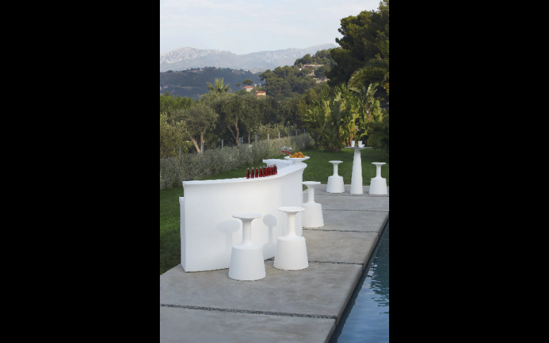 Bullard Bollards. BB-LPBRD-IF. BREAK LINE (ILLUMINATION FURNITURE).