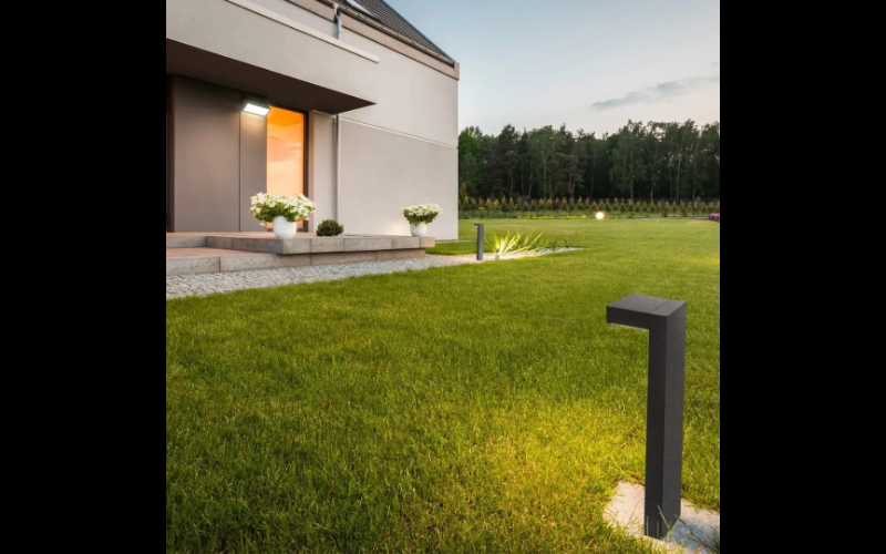 Bullard Bollards. BB-GH14-GH. COMPATTO BOLLARD (STANDARD GRADE).