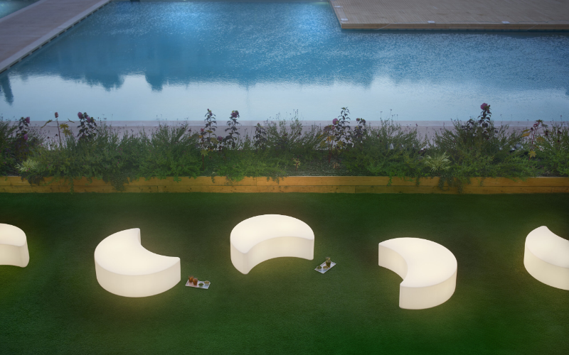 Bullard Outdoor. BO-SDMO-IF. MOON (ILLUMINATION FURNITURE).