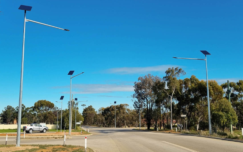 Bullard Solar. SP-60. SSLXPRO 60 SOLAR STREET LIGHT SPLIT.