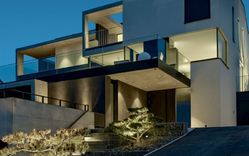 Bega US. 24 249. Downlight Wide beam.