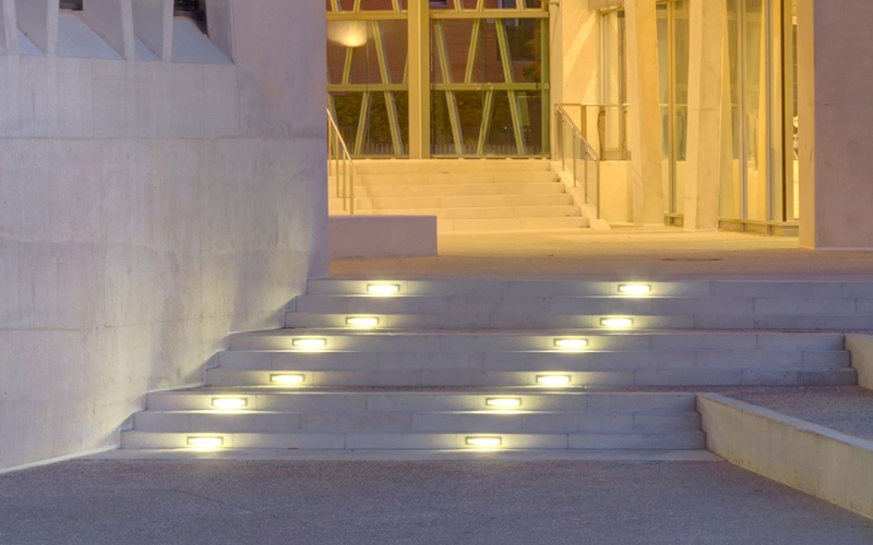 Bega US. 33 019. LED recessed wall luminaire - shielded with louvers.