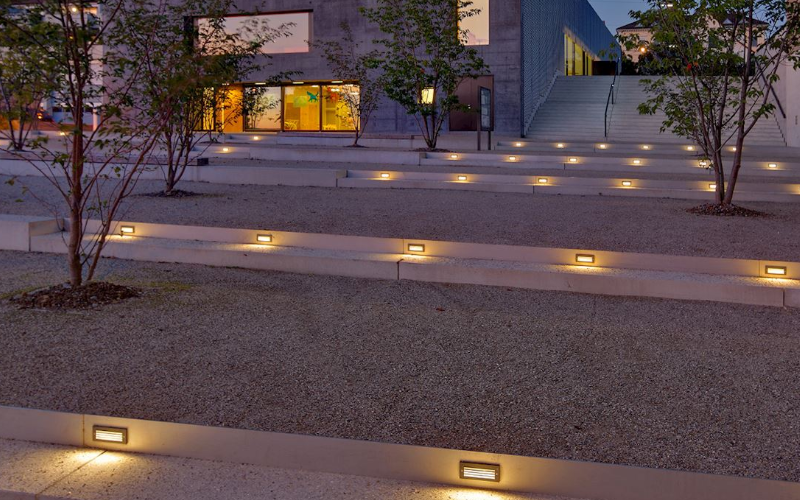 Bega US. 33 019. LED recessed wall luminaire - shielded with louvers.