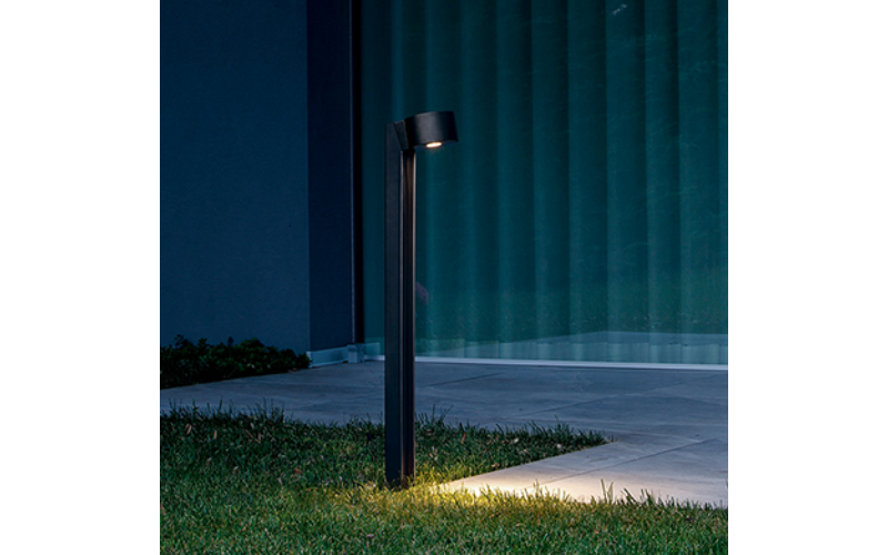 Designplan. Dan M-120 Stainless Steel LED Bollard.