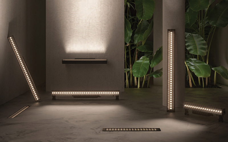 Designplan. Colorado 4 Adj. Linear In-grade RGBW LED, Trim, Driveover, 3 lengths, 43W/64W/85W, 2547-5104 lm, IP65, IP67, IP69.