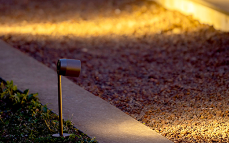 Designplan. SPY 70 RGBW LED Floodlight, Color Boost® Technology, Ø2.8'' x 4 heights with base, 9W, 598 lm, IP66.