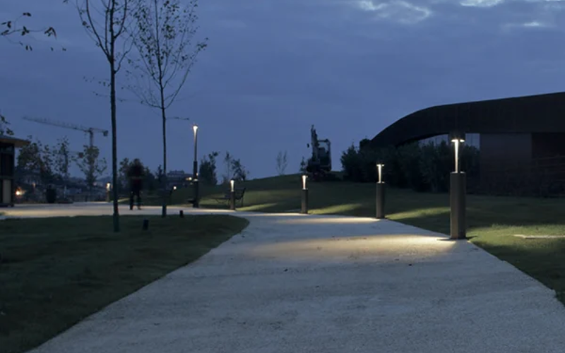 Designplan. MOK Bollard 2200, 360° Emission, Ø6.6