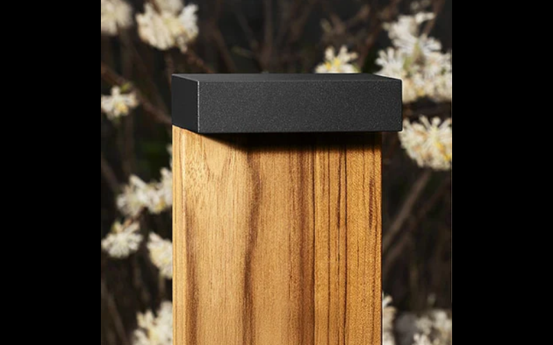Designplan. Plin Wood 2.2 LED Bollard, Weather-Resistant Teak, 29.9'' h, 12W, 492 lm, 24VDC, IP65.