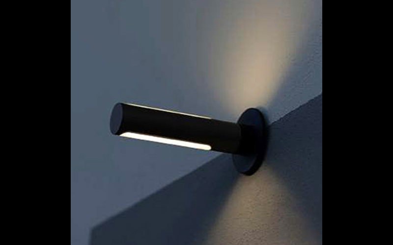 Designplan. Muse Capsule Wall, Single or Double Beam, Ø1.4'' x 6.7'', 5W / 600 lm per beam, IP65.