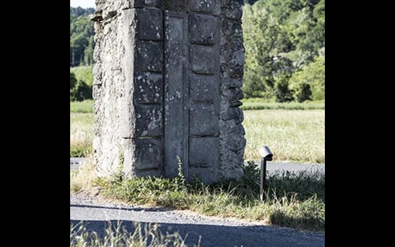 Designplan. Muse Spot 01 Bollard 300 LED, Ø3.9'' x 11.8'', 12W, 1288 lm, IP65.