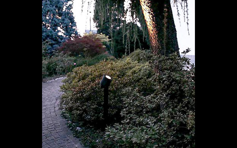 Designplan. Muse Spot 01 Bollard 500 LED, Ø3.9'' x 19.7'', 12W, 1288 lm, IP65.