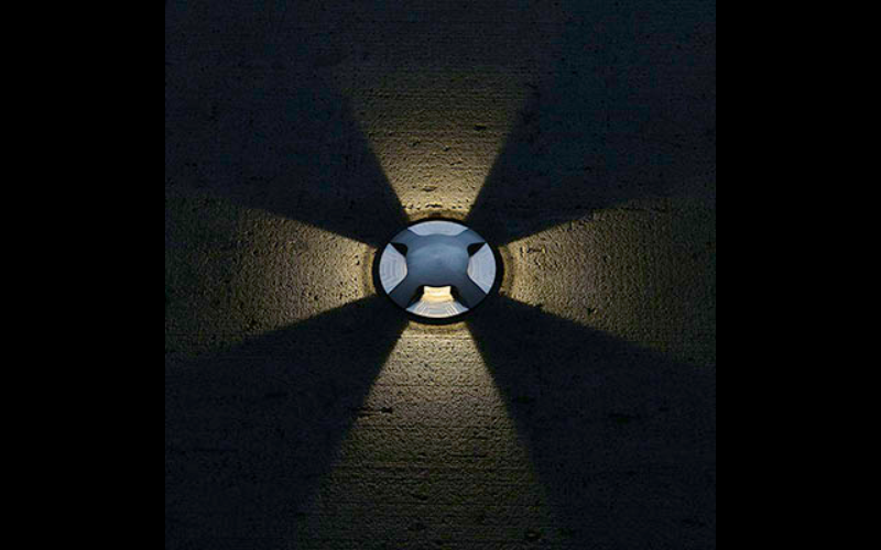 Designplan. Cupola 4 Quad Beam LED In-Grade Uplight, Driveover Rated, Ø3.1'', 4W, IP67.