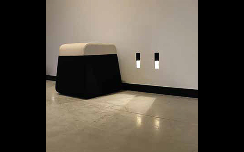Designplan. Boa Wall Trimless Recessed LED, 1.7'' x 5.6'' h, 7W, 300 lm, IP20.