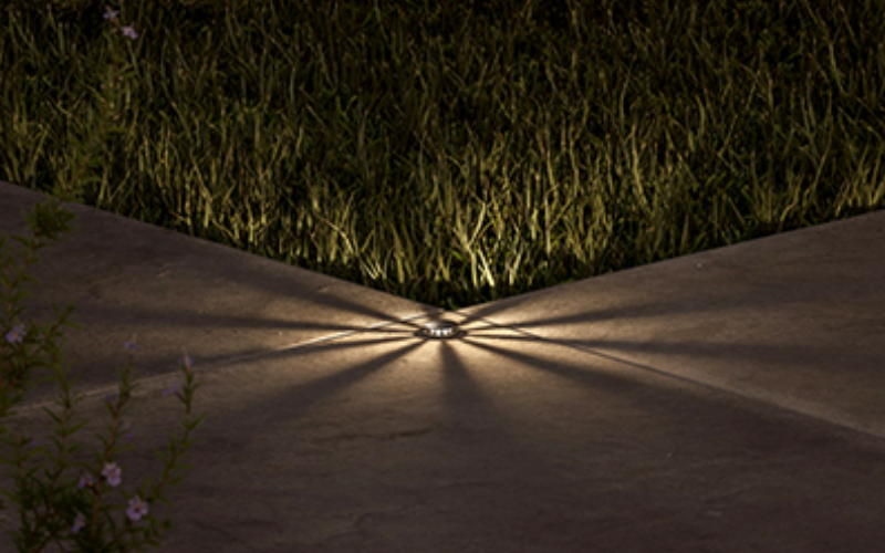 Designplan. Bright 1.D LED In-Grade Uplight, Ø1.5'' x 2.5'', 2.5W / 3.5W, 29-62 lm, IP65, IP68.