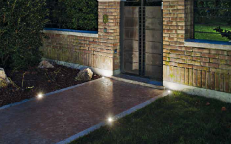 Designplan. Bright Mini 1.0 1.4'' LED In-Grade Uplight or Recessed Downlight IP68.