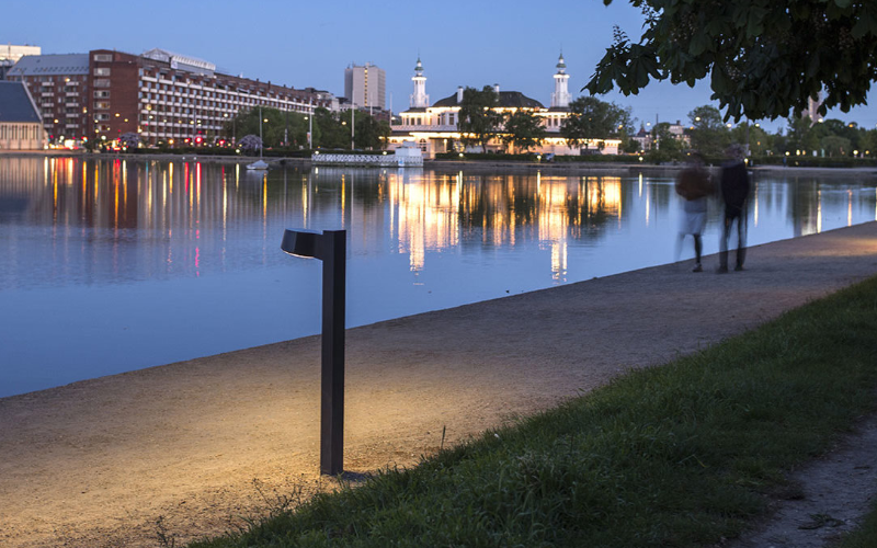 F-L Lighting. NYX 190 Bollard.