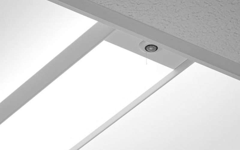 Focal Point. FEQ2. Equation 2 1x4 LED.