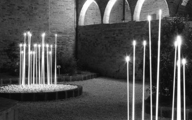 iGuzzini. IADT0/IADT1/IADT1. Typha Spike Mounted.