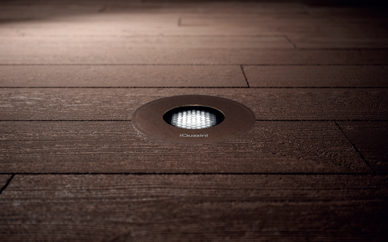 iGuzzini. ILUF50. Light Up Orbit - body in stainless steel flush mounted 2''.