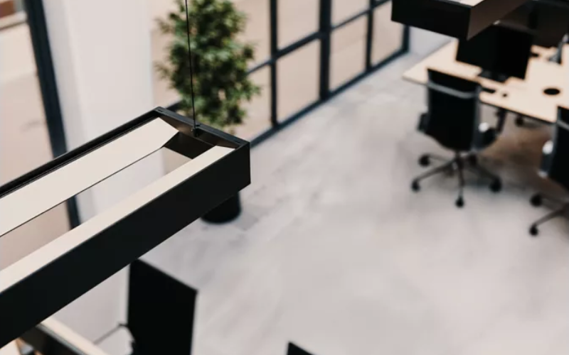 Ledalite. TV. TruVue Architectural Linear Suspended.