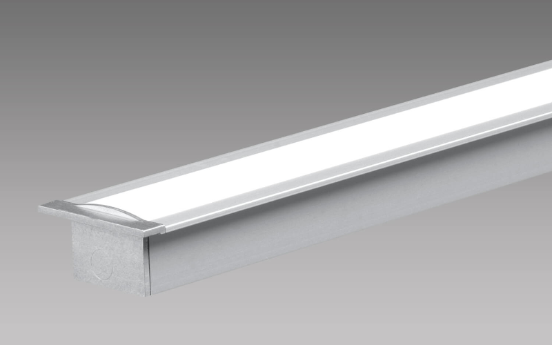KRXLW. Kendo XL Recessed Wet Static White Linear Illumination System. by Luminii