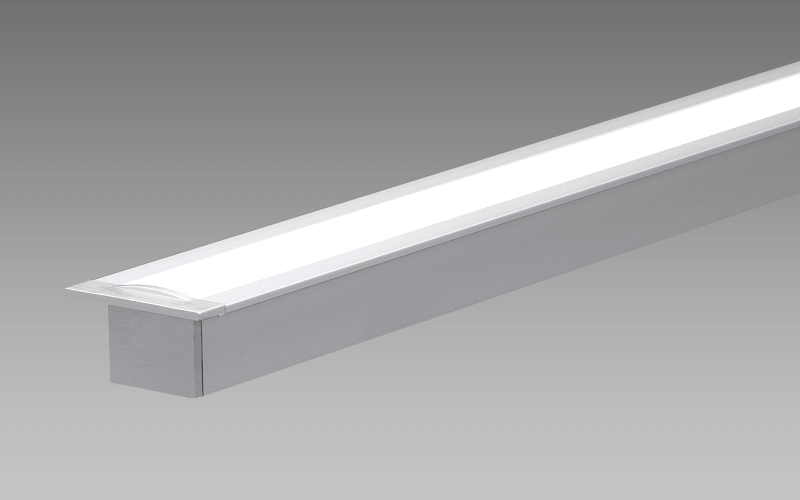 KRMW. Kendo M Static White Wet Rated Recessed Linear Lighting. by Luminii