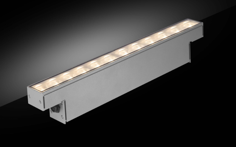 Lumenpulse. LFM-CR. Lumenfacade Max Continuous Run WHITE AND STATIC COLORS.