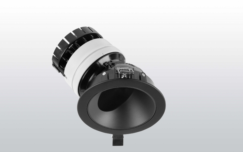 Lumenpulse. LCRS. Lumencore Small Fixed Tilt.