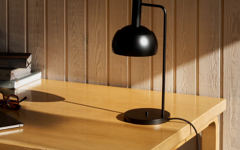 Louis Poulsen. FJ Elements Table Lamp.