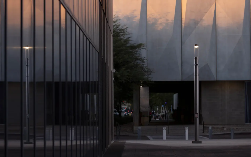 Landscape Forms. DP300. SHUFFLE Security.