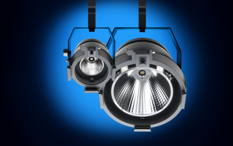 Lighting Services Inc. UV8. UV8 SERIES LED BLACKLIGHT.