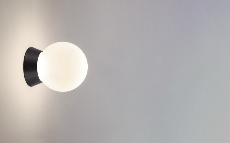 Lumenwerx. CBLBS. COMPASS BULB SURFACE.