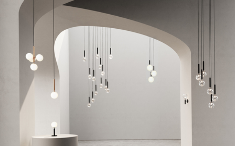 NUURA. US-3031027. NUURA Miira 13 Large brass-optic clear.