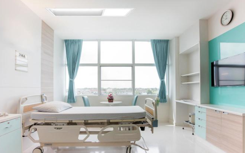 Pa-Co Lighting. PRCLS. SURGICAL SUITE LUMINAIRE.