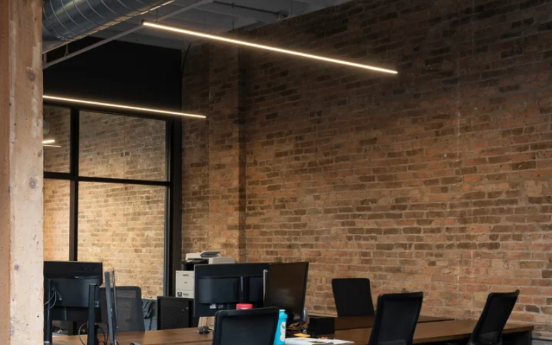 PureEdge Lighting. CSDSP. CIRRUS SUSPENSION D1 DOWNLIGHT WITH POWER, END FEED.