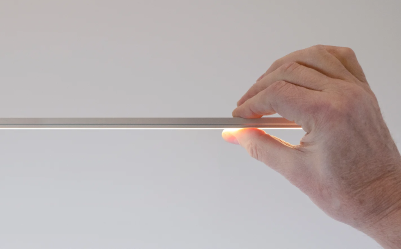 PureEdge Lighting. LCS.3. LIGHT CHANNEL COMPLETE FIXTURE 0.3' CHANNEL 24VDC 5W, LAZER STRIP COB RGB.