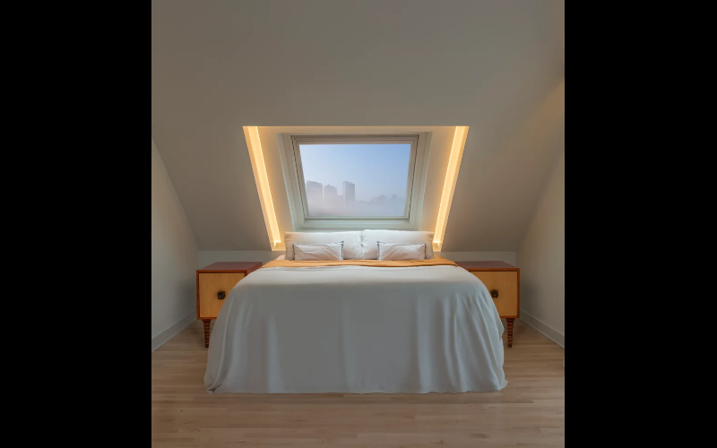 PureEdge Lighting. VGCO. VERGE CORNER WARM DIM 24VDC, 5/8