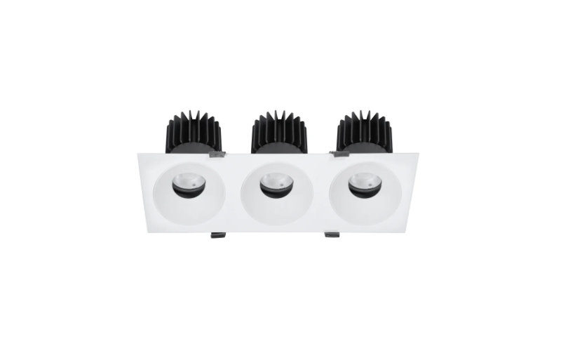 PureEdge Lighting. Luca 3.5'' Static White Multiples 120V-277V, Recessed Fixed, Adjustable & Wall Wash Downlights.