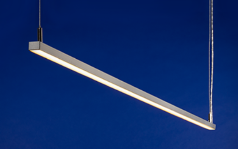 Q-Tran. VERS-02-SK-DW. VERS-PROUD-SK (01) Linear  Suspended Dynamic White.