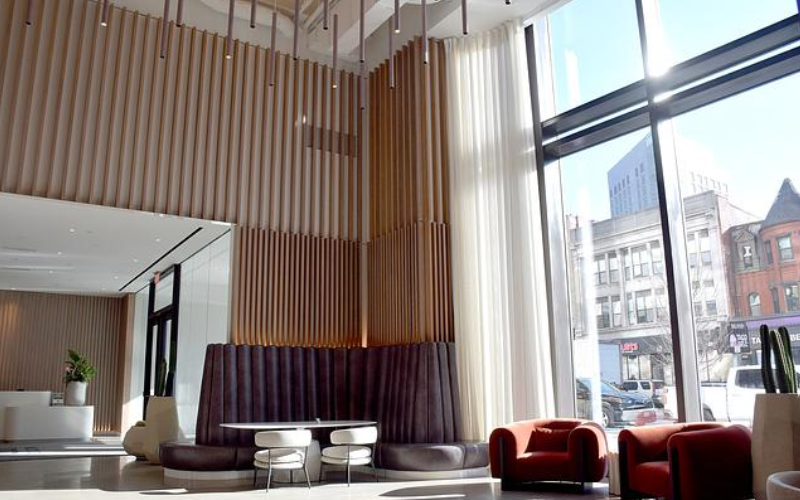 Spectrum Lighting. CR2. 2