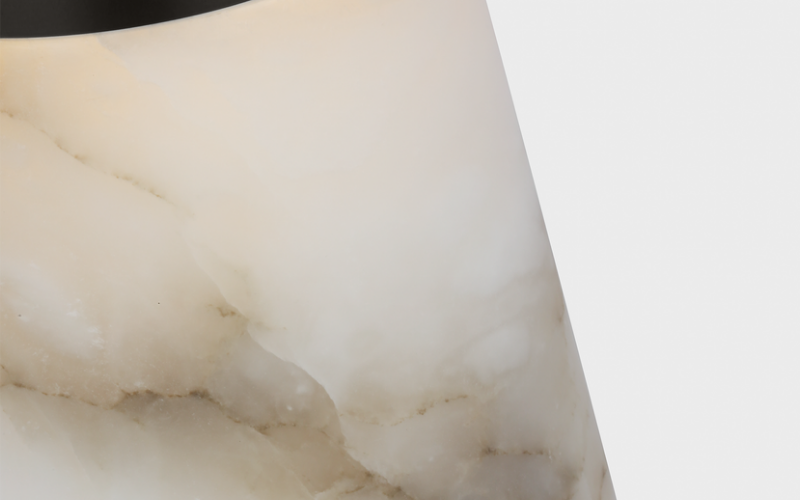 Visual Comfort & Co.. SLTB667. CASPE ALABASTER 8 RECHARGEABLE TABLE LAMP.