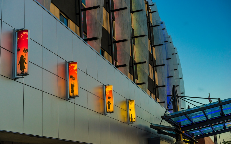 Visa Lighting. OW5303. Air Foil 54.