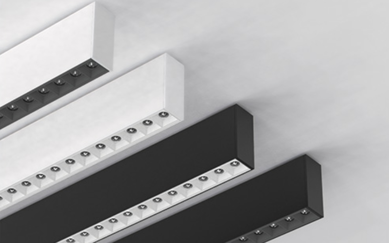 XICO. MBE140MCO-S. MICROBeam MCO Surface 1.4'' Low-Profile Linear LED Surface Mount.