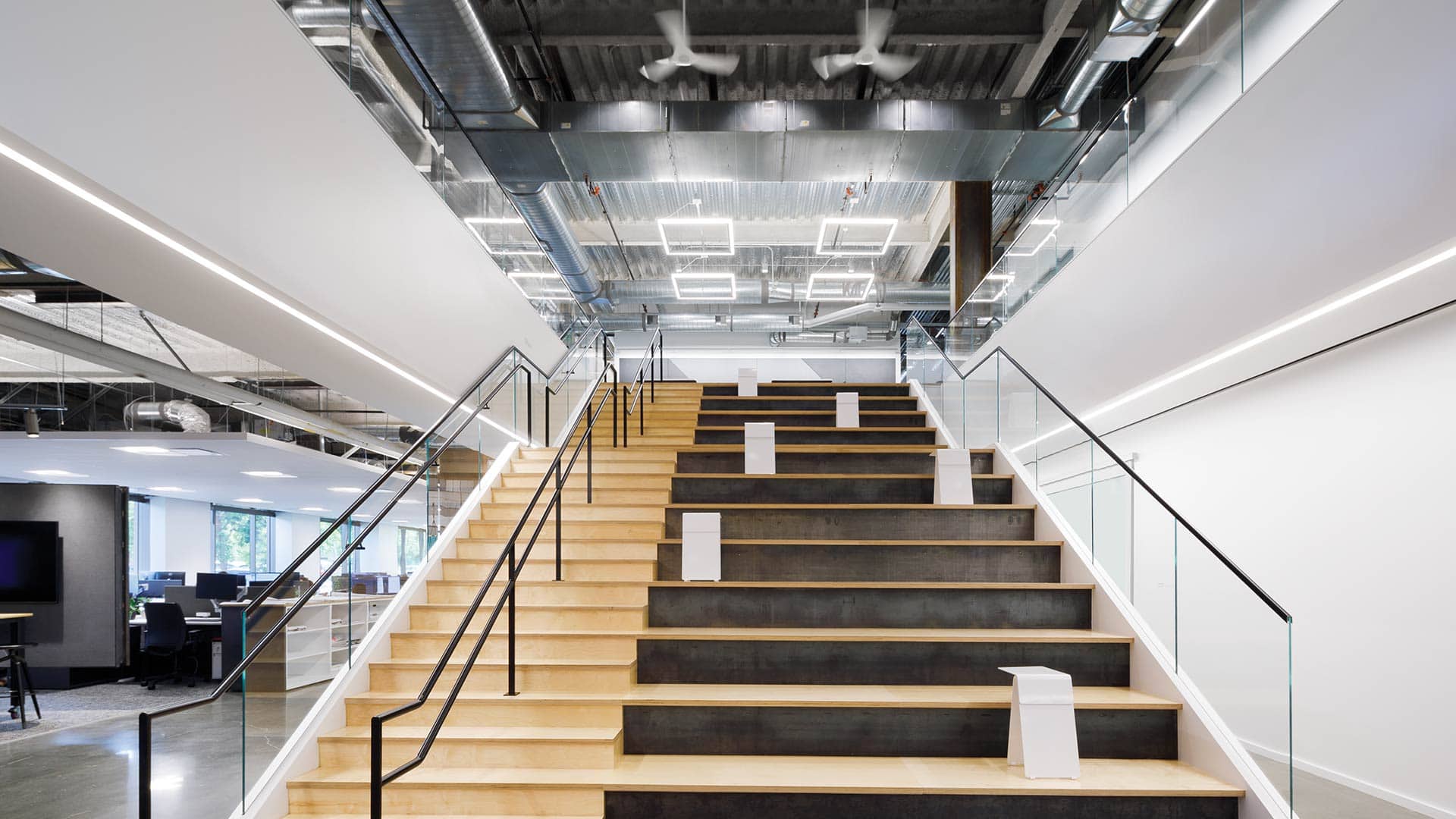 A Light LPA IRVINE OFFICE HEADQUARTERS