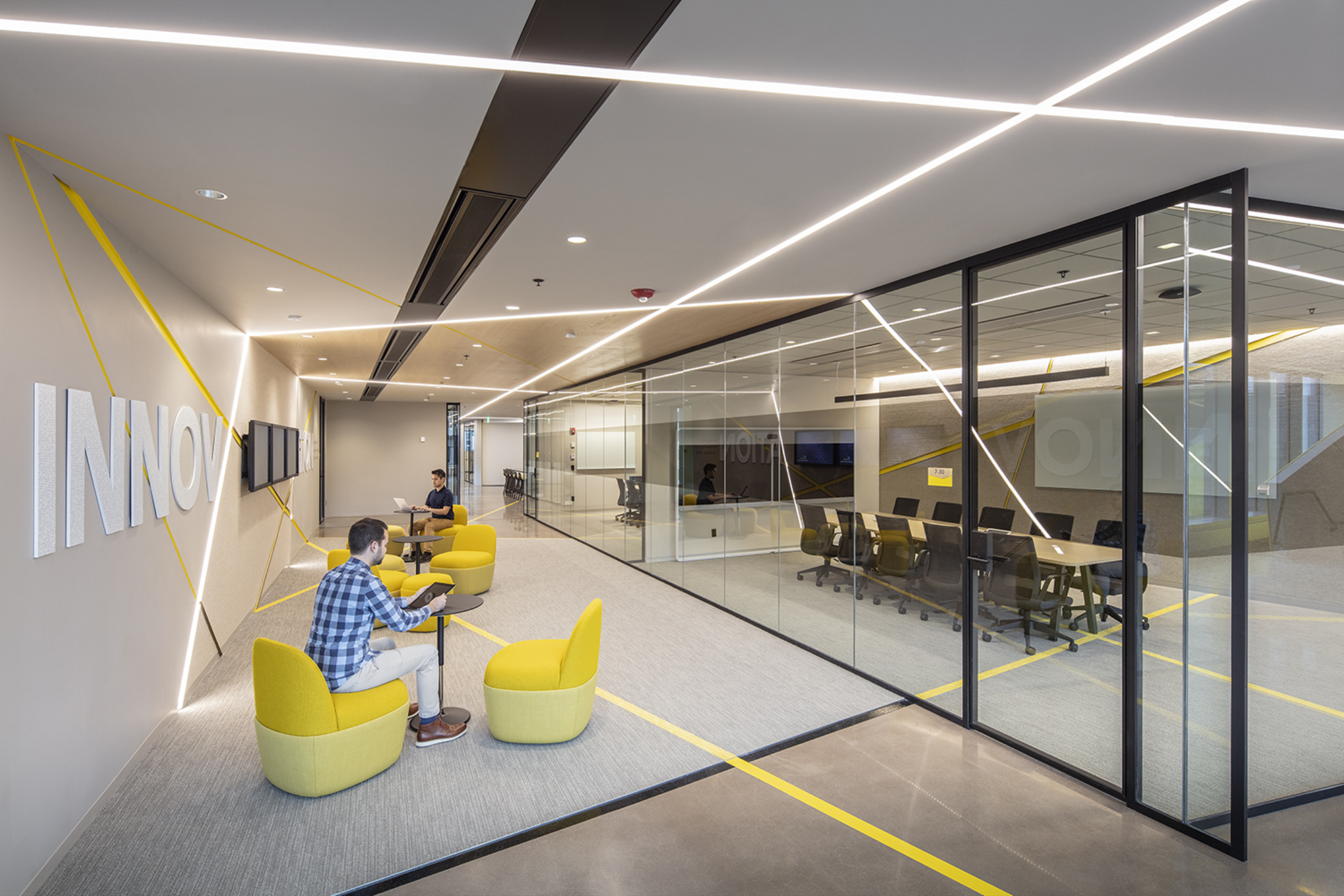 Axis Lighting Akamai Technologies