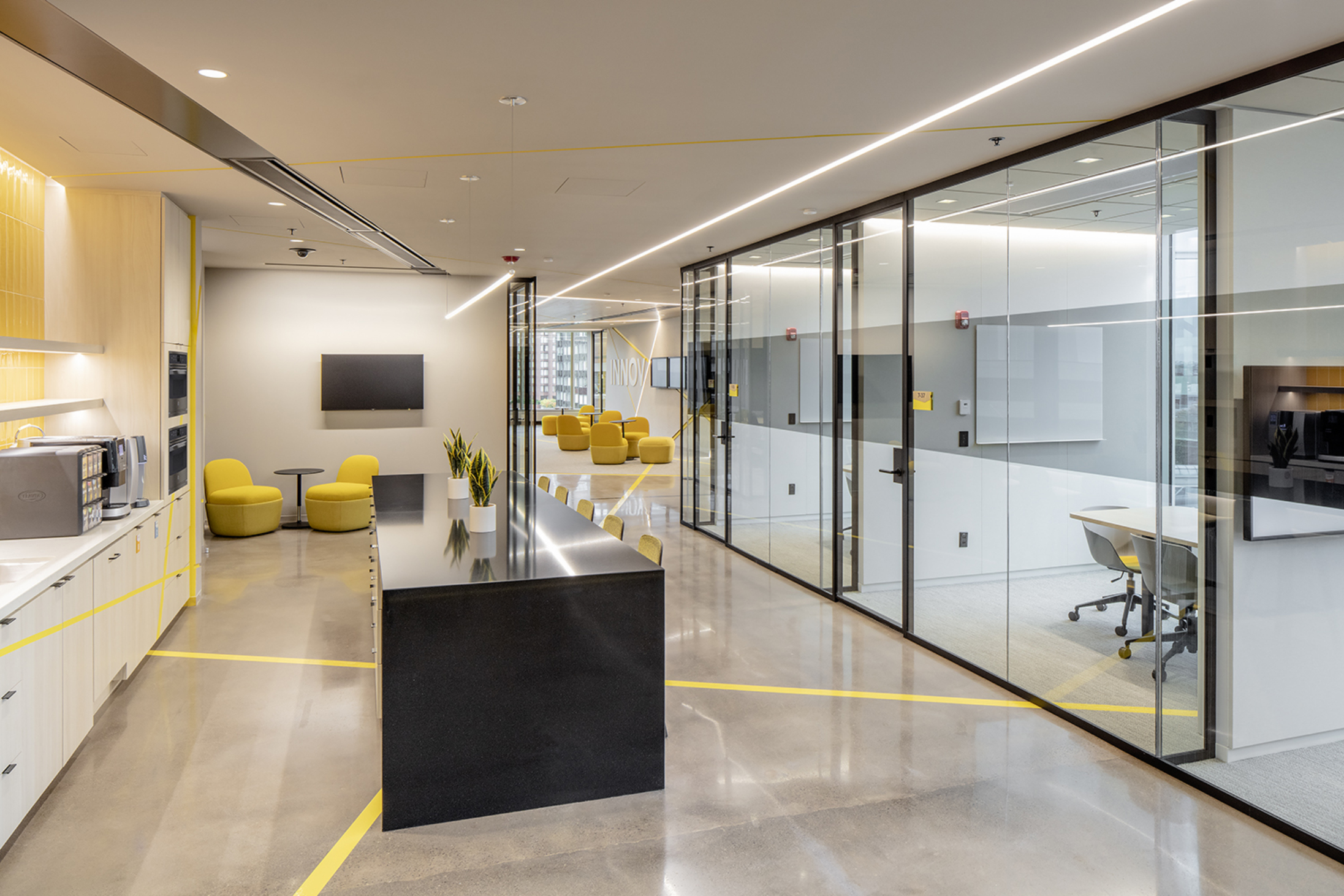 Axis Lighting Akamai Technologies