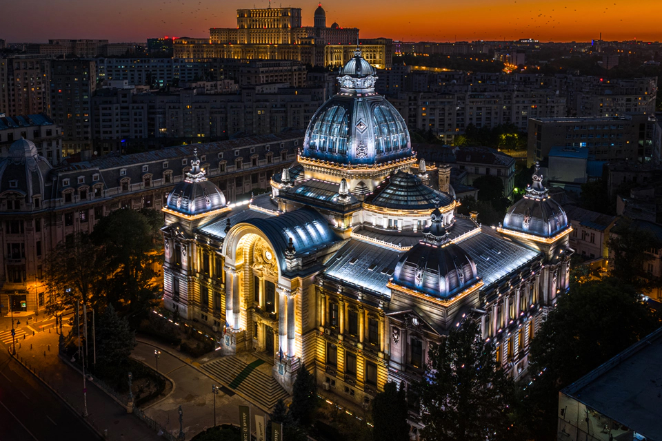 Color Kinetics A Palace in Light