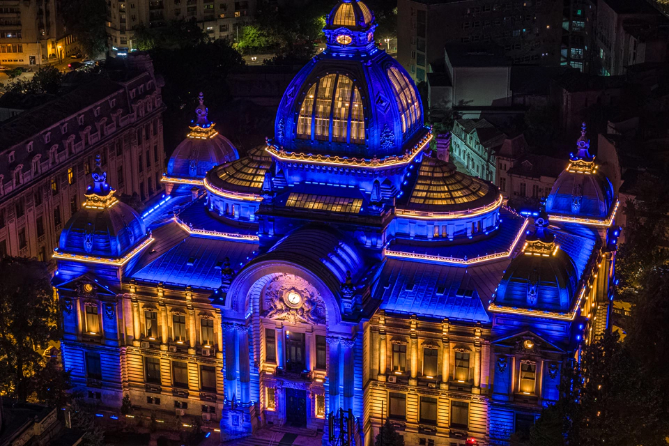 Color Kinetics A Palace in Light